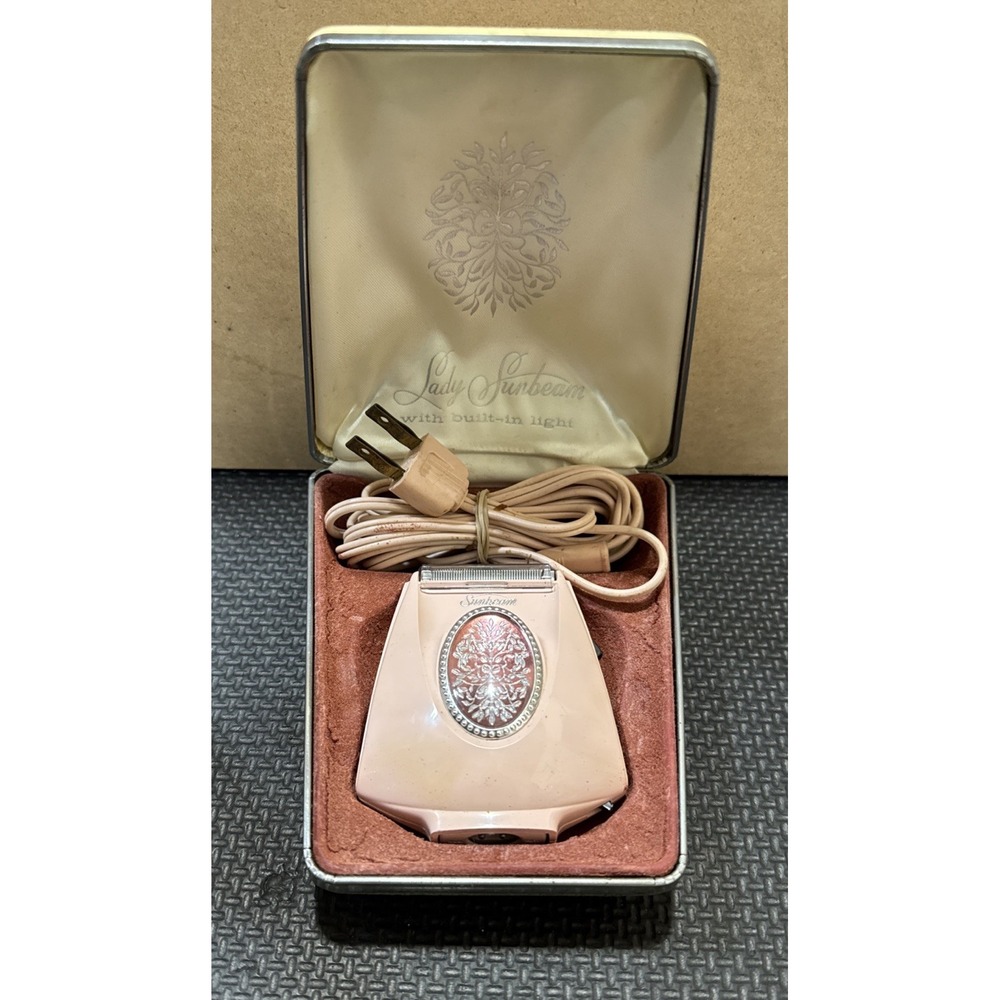 Vintage Lady Sunbeam Electric Razor Model LS-7 Pink With Built in Light - Works